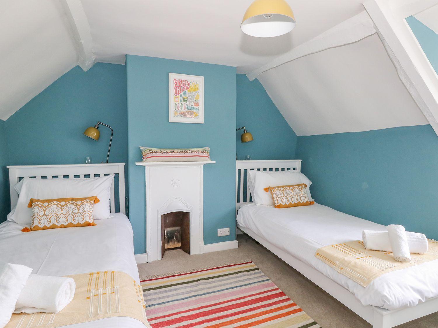 Alice'S Cottage Bridport Esterno foto